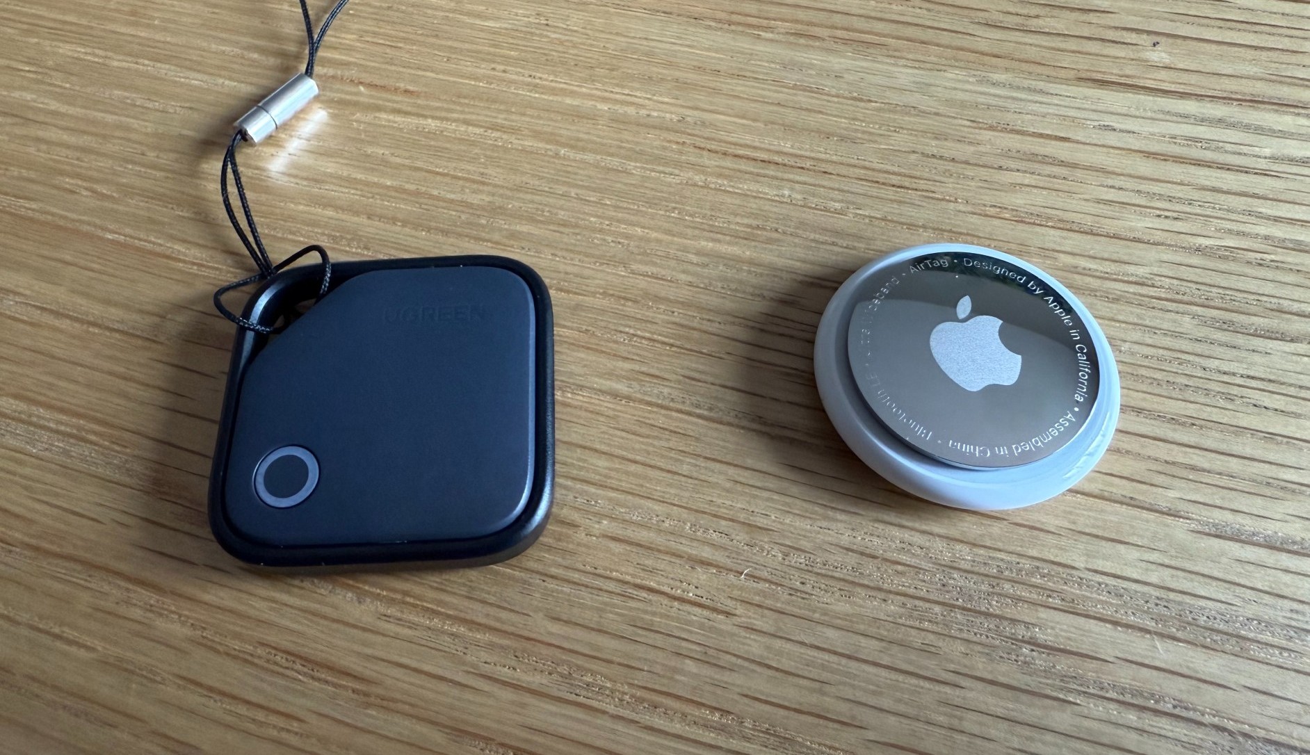 Что такое UGREEN Smart Tag и чем он отличается от AirTag. Сравнение с AirTag. Фото.