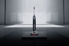 BORK V810 Neuron — моющий пылесос с функцией пара. BORK V810 Neuron — моющий пылесос с функцией пара. Фото.