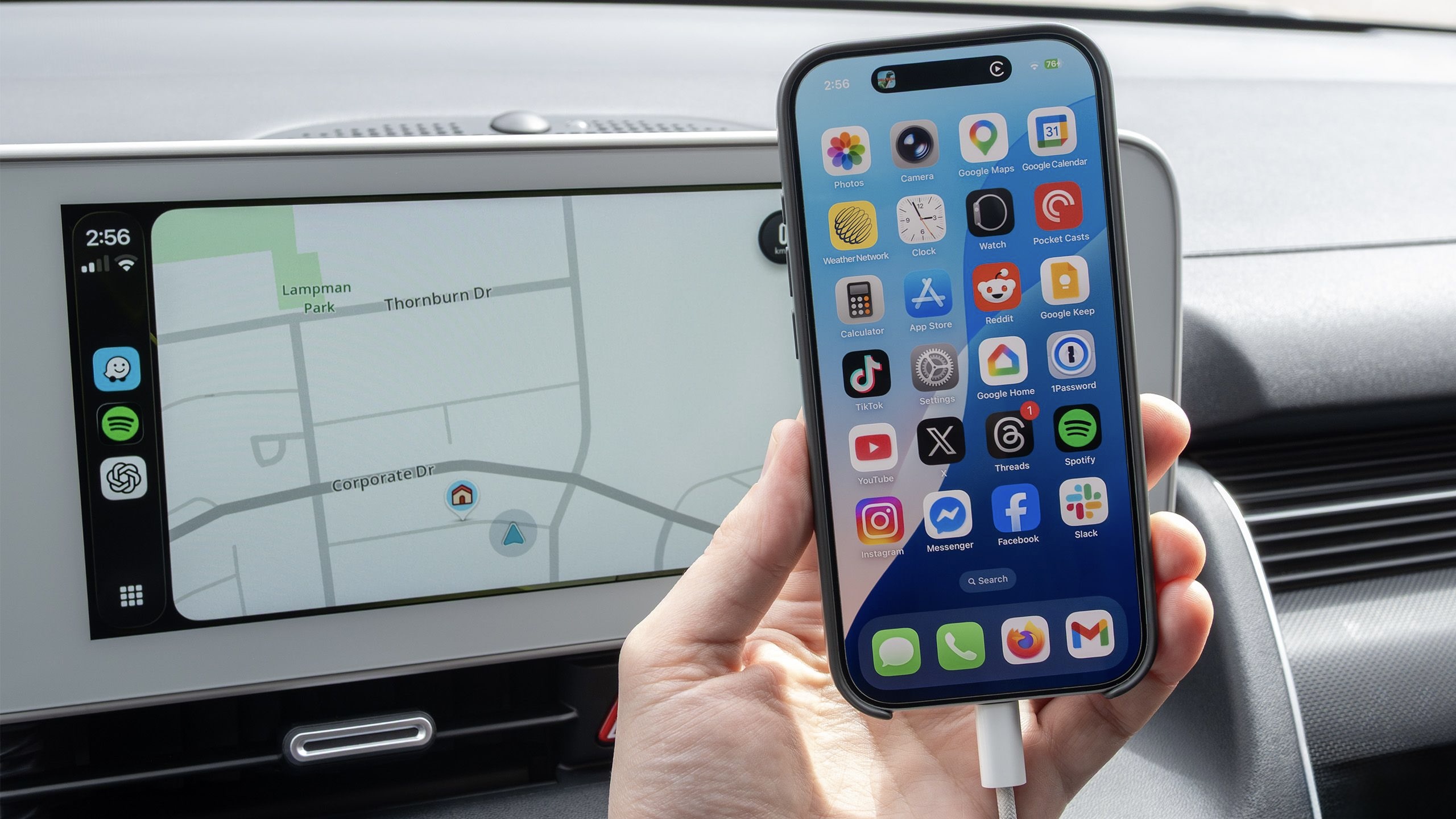 Совместимость адаптера CarPlay с автомобилем: что проверить заранее. Главное, чтобы была поддержка проводного CarPlay. Если есть, то можно добавить и беспроводной. Фото.