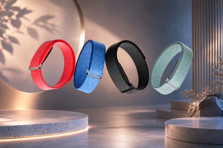 Google выпустила фитнес-браслет без экрана за $99 — и он умеет то, чего не может Apple Watch. Фото.