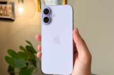 iPhone 17 стал самым продаваемым смартфоном в мире: почему все берут его, а не iPhone 17 Pro. Фото.