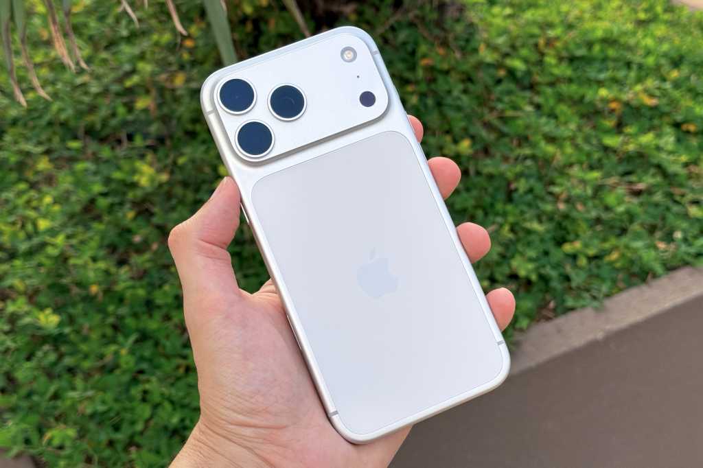 Какой цвет iPhone дольше выглядит новым. Самый универсальный цвет для iPhone. Фото.