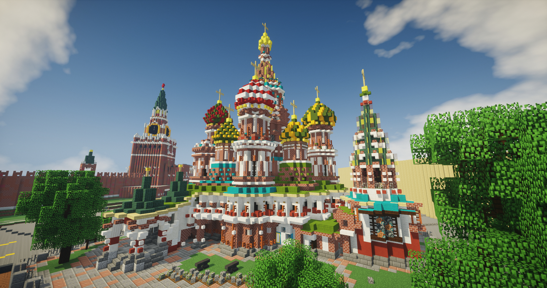 Откуда появились новости о блокировке Minecraft. Погулять по достопримечательностям России в Minecraft можно будет и дальше. Фото.