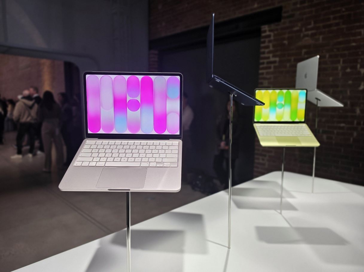 Как изменится цена MacBook Neo. Дешевые Макбуки скоро перестанут быть дешевыми. Фото.