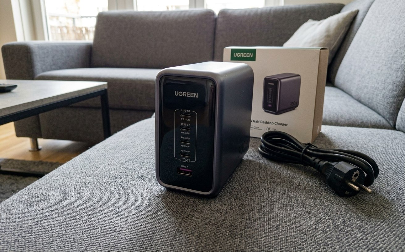 Сколько ватт выдаёт UGREEN 300W при подключении нескольких устройств. Все нужные порты в нужном количестве. Фото.