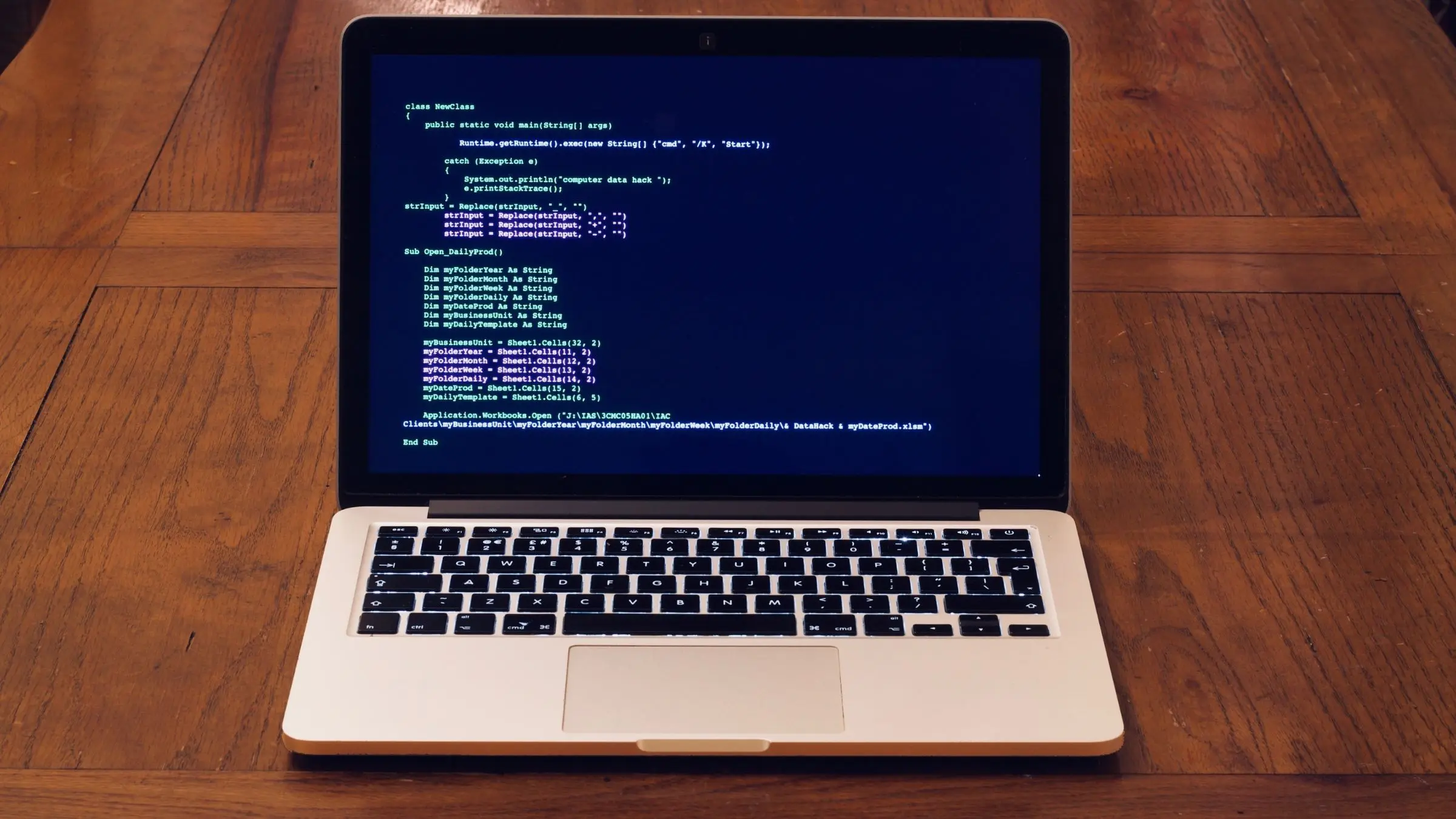 Защита iPhone и Mac: как ИИ взломал систему безопасности Apple
