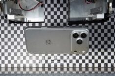 Видео: первый в мире краш-тест iPhone 18 Pro. Смотреть всем. Фото.