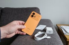 Купил этот телефон на Android за 35к, а все думают что у меня iPhone 17 Pro Max. Фото.