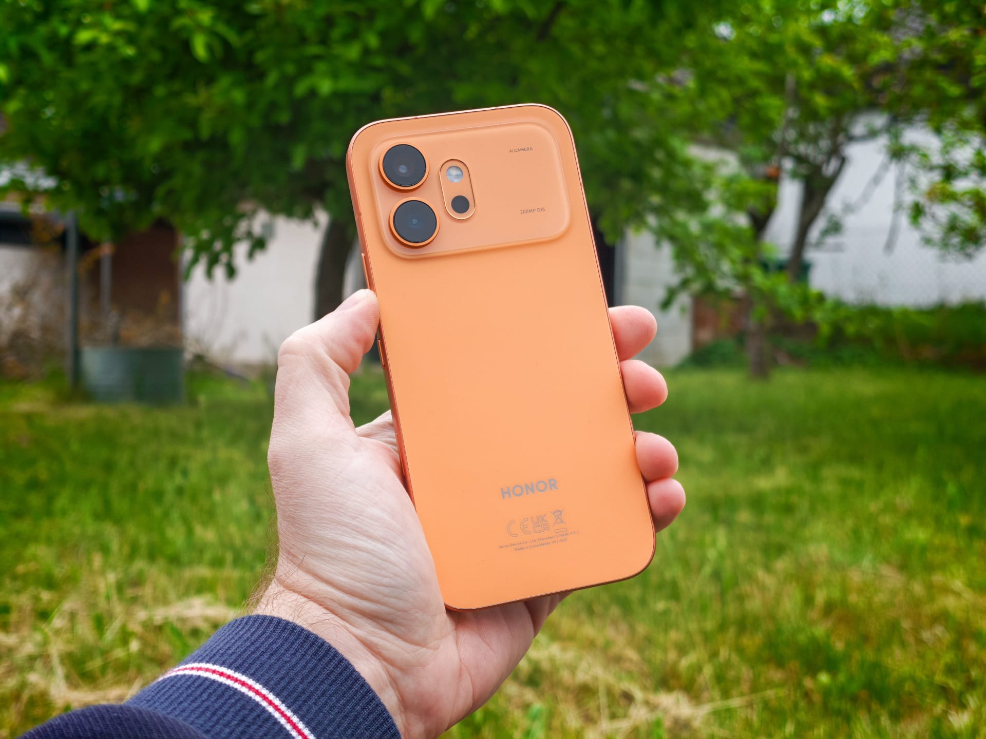 Дизайн Honor 600: чем он напоминает iPhone. Honor 600. Фото.