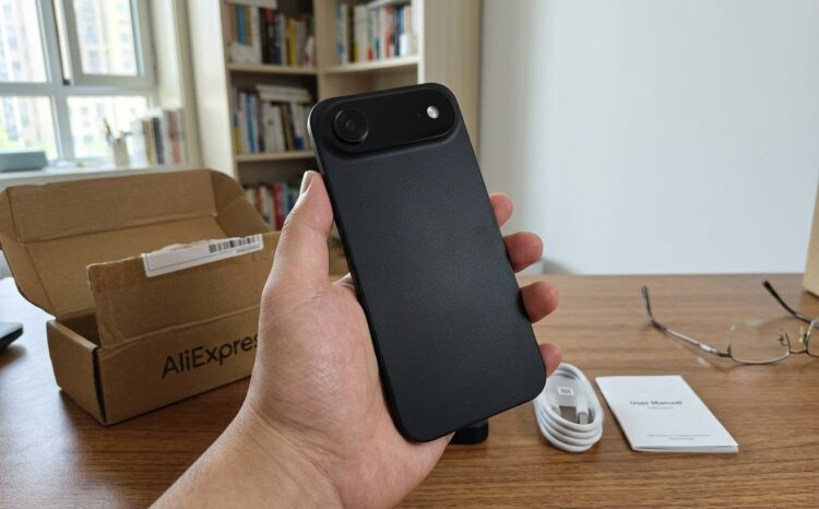 Я купил поддельный iPhone Air на WB за 5к рублей. Не понимаю, зачем нужен оригинал. Я купил поддельный iPhone Air на WB за 5к рублей. Не понимаю, зачем нужен оригинал. Фото.
