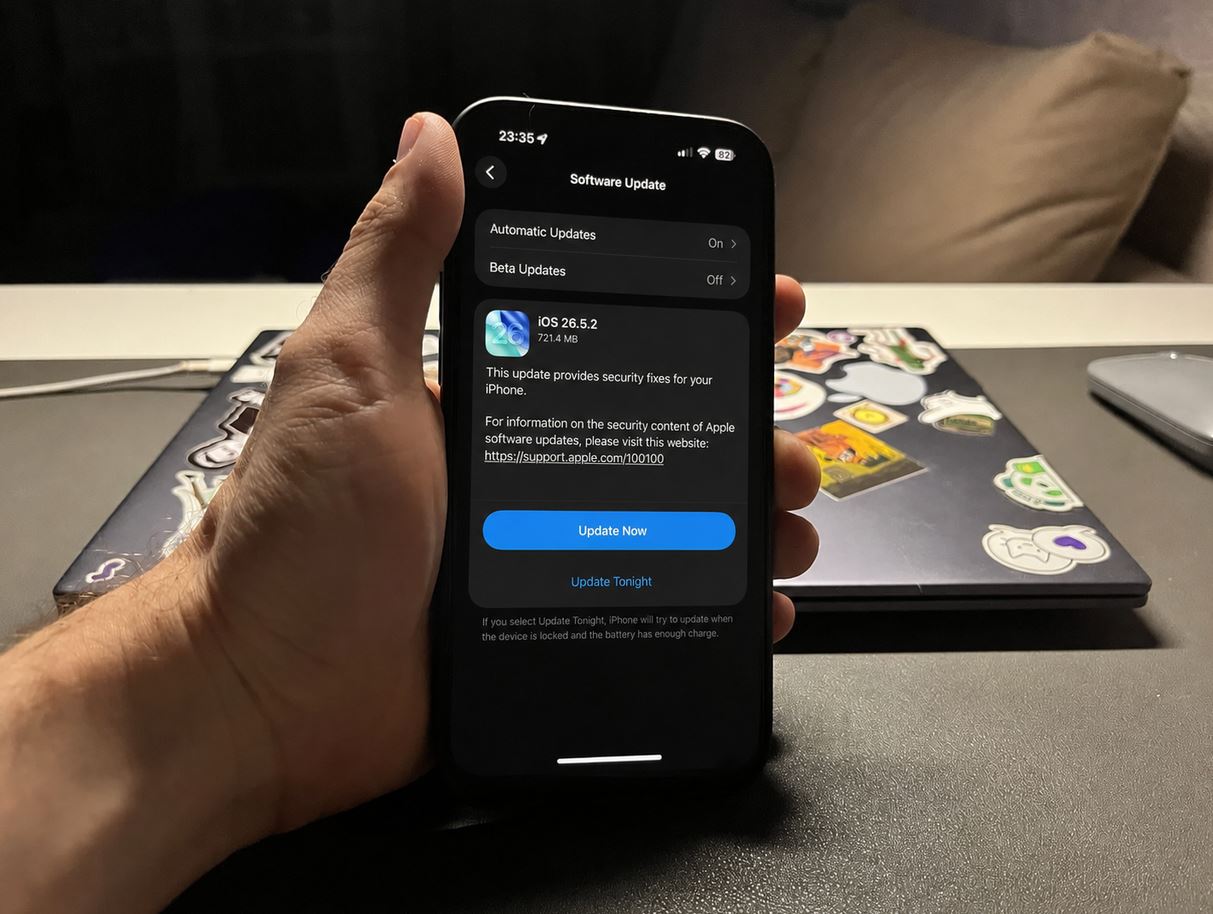 Как работает iPhone после обновления до iOS 26.5.2. Скачал обновление сразу после выхода. Фото.