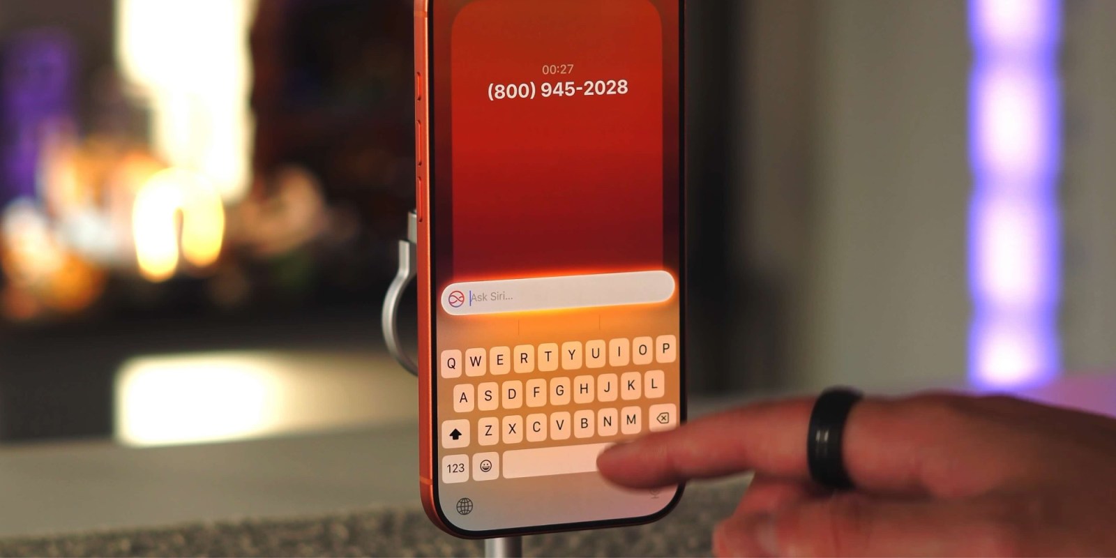 Новая клавиатура iPhone в iOS 27 с проверкой грамматики. Ожидается более продвинутая автокоррекция в клавиатуре. Фото.