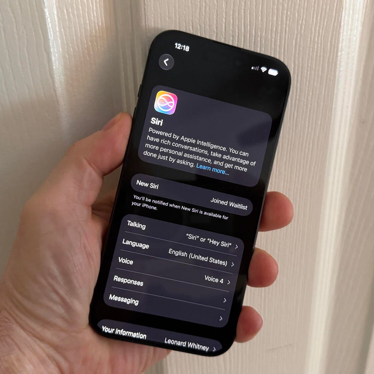Почему Siri AI может не заработать на вашем iPhone. Очередь в лист ожидания так и не подошла. Фото.