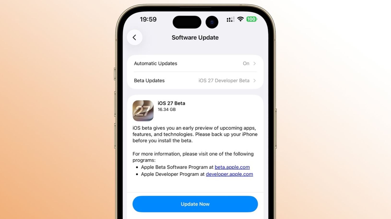 Стоит ли скачивать iOS 27 сейчас. Обновление уже можно скачать, но лучше пока не торопиться. Фото.