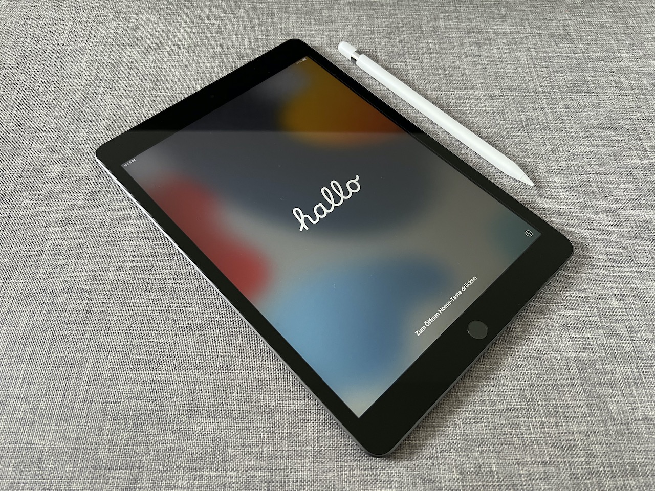 Какие iPad поддерживают iPadOS 27. Старичок с кнопкой тоже получил апдейт. Фото.