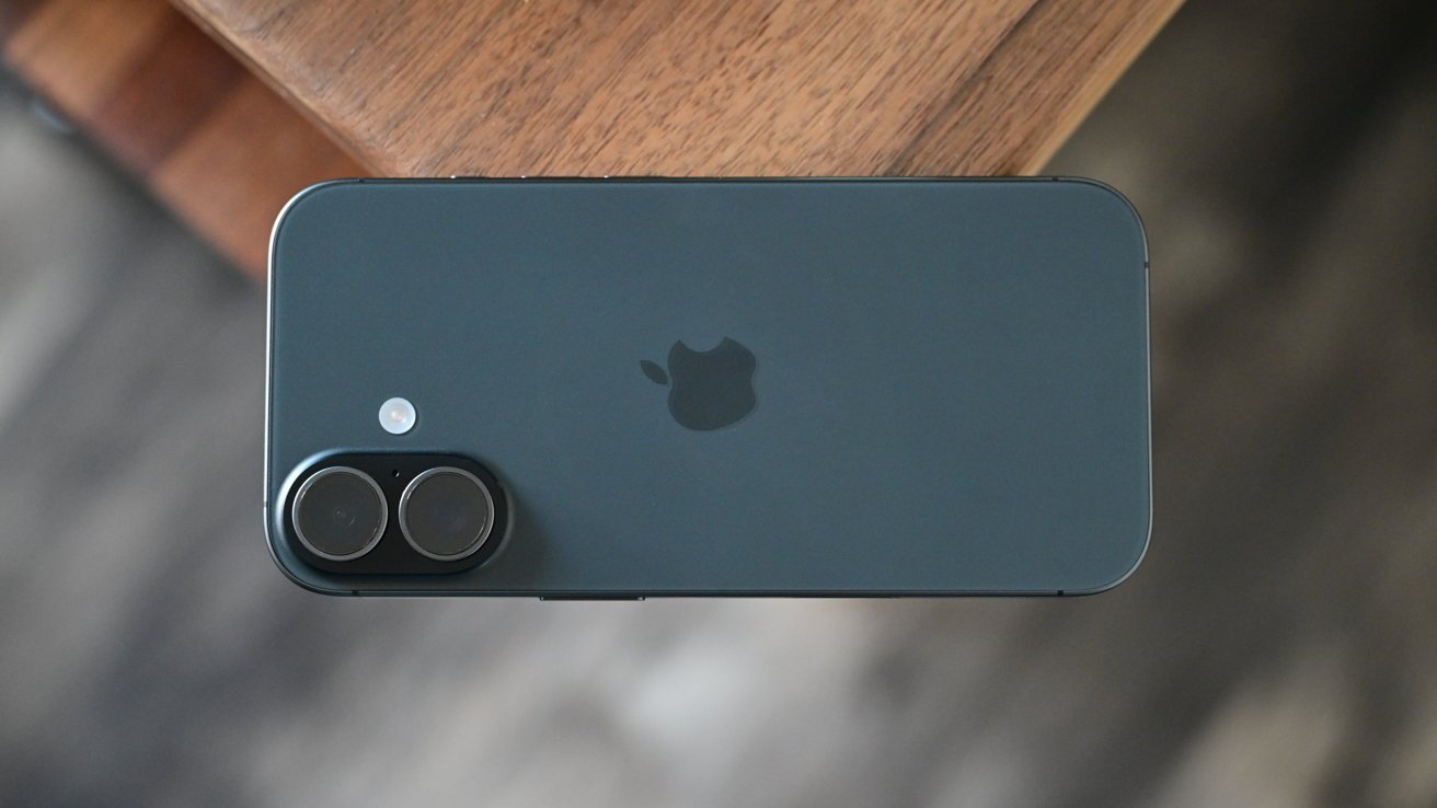 iPhone 18 получит 12 ГБ памяти ради искусственного интеллекта Siri