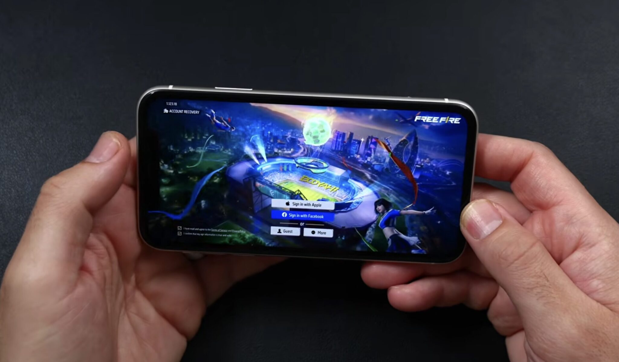 Ограничения iPhone 11 на iOS 27. Игры запускаются на смартфоне относительно спокойно. Фото.