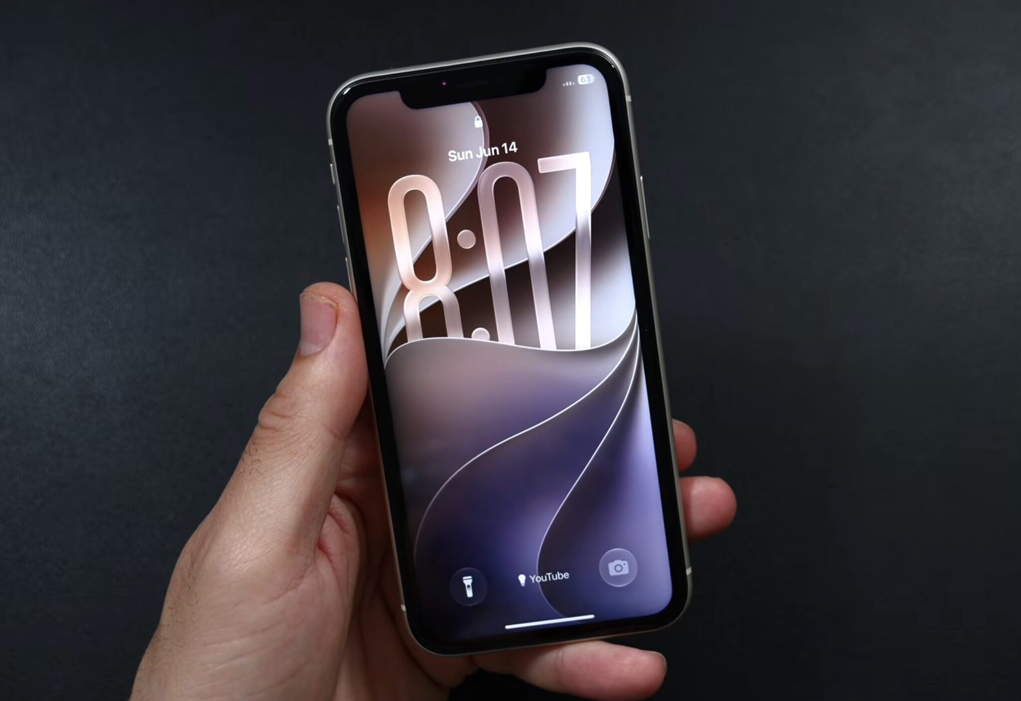 Скорость работы iPhone 11 на iOS 27 после обновления. В меню все отображается как надо. Фото.