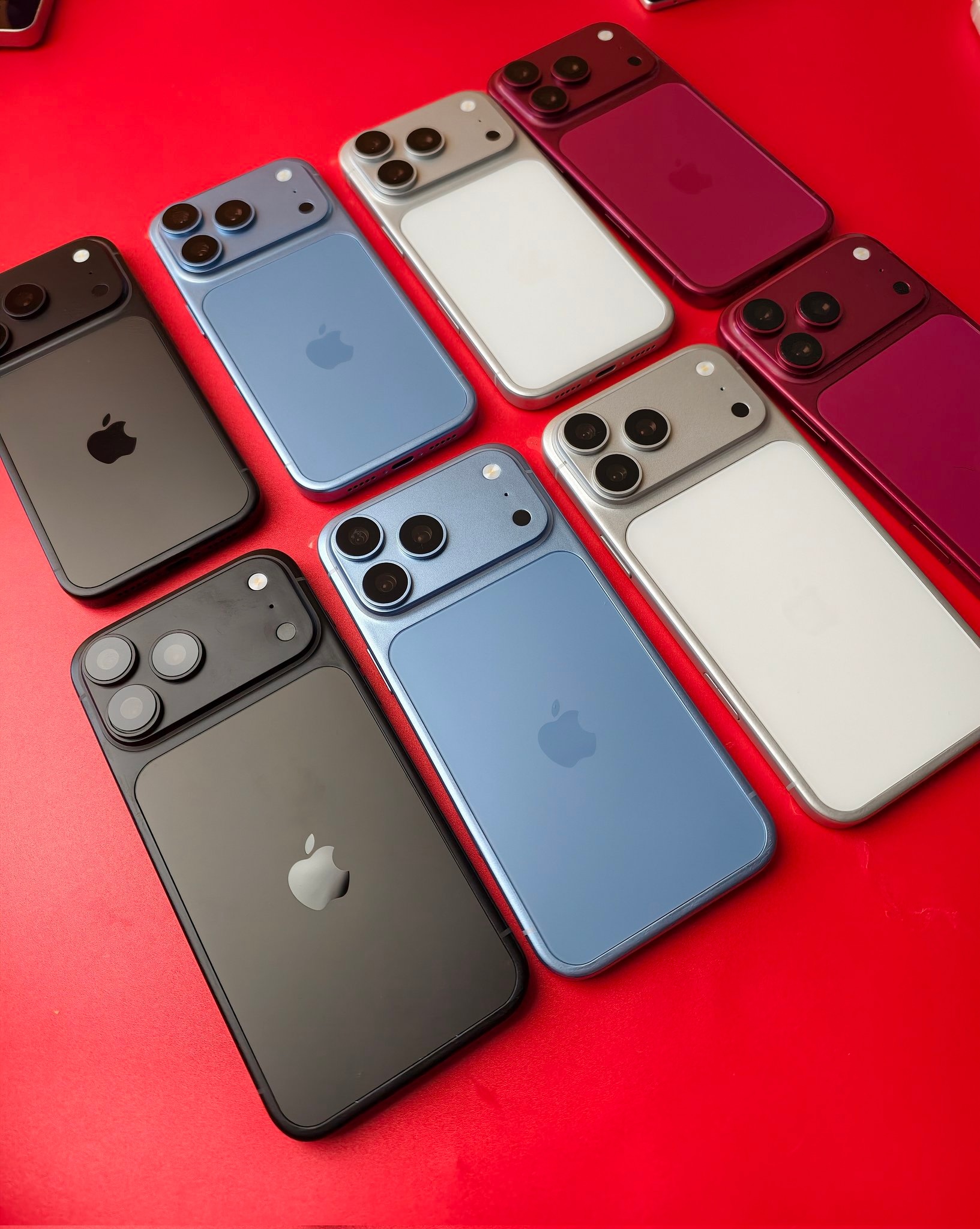 Как изменится iPhone 18 Pro по сравнению с iPhone 17 Pro. А еще будут новые цвета. Фото.