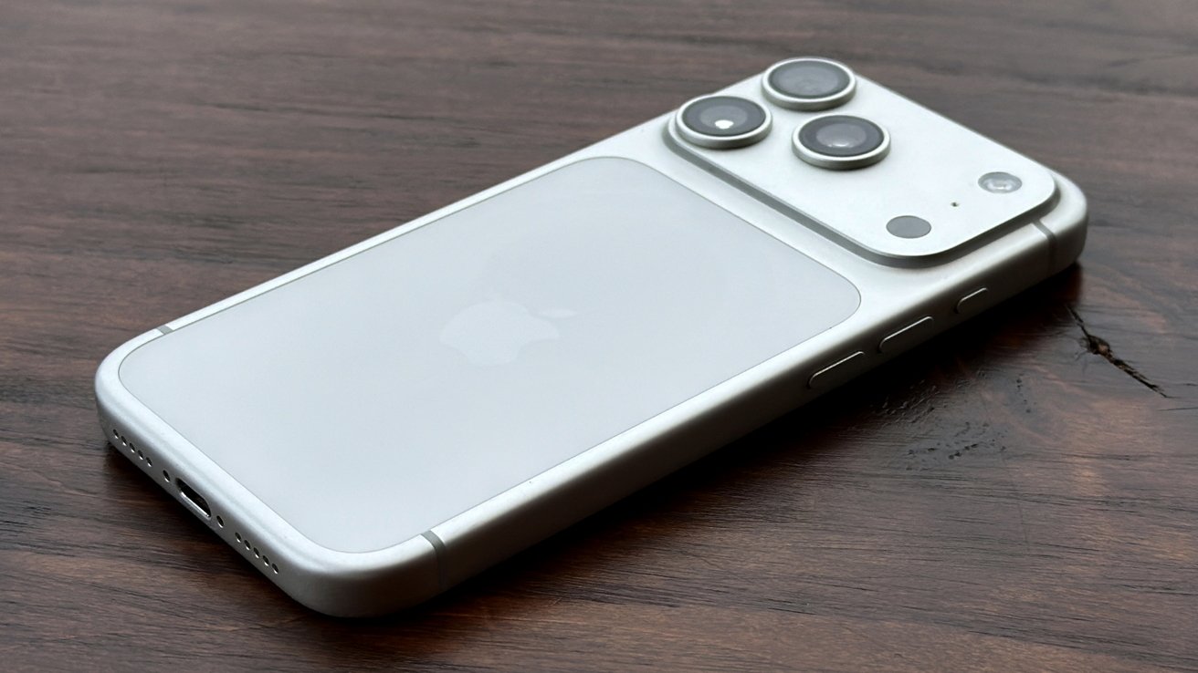 Повысит ли Apple цены на iPhone, AirPods и Apple Watch. А вот айфоны не подорожали. Фото.