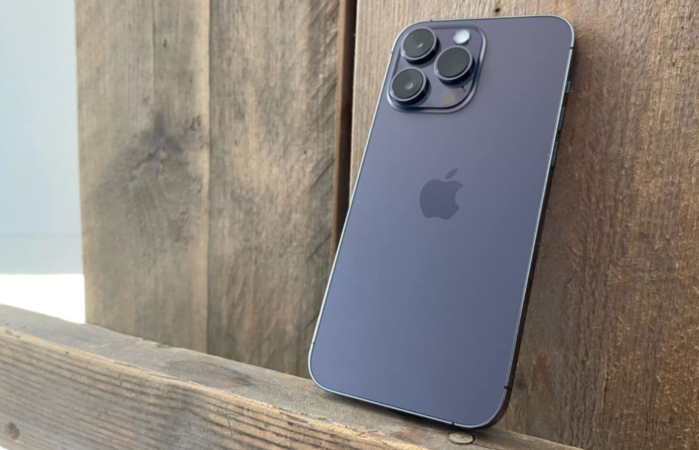 iPhone 14 Pro Max: Айфон с экраном 120 Гц. iPhone 14 Pro Max — а почему бы и нет?. Фото.