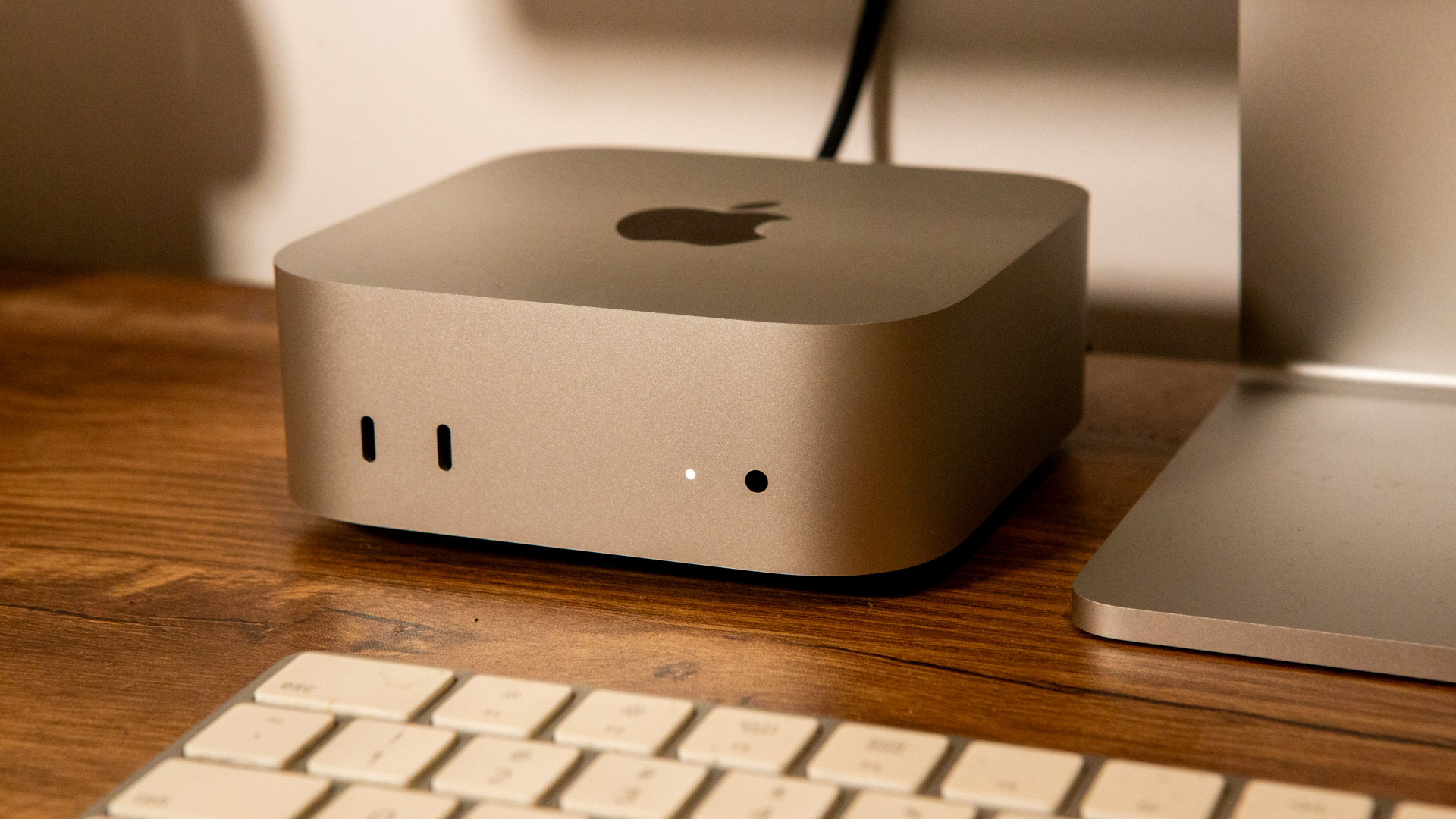 Когда выйдут новые Mac mini и Mac Studio. Обновят и новые мини-маки. Фото.