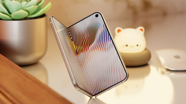 Складной iPhone Ultra покажут в сентябре, но вы не сможете его купить. Фото.