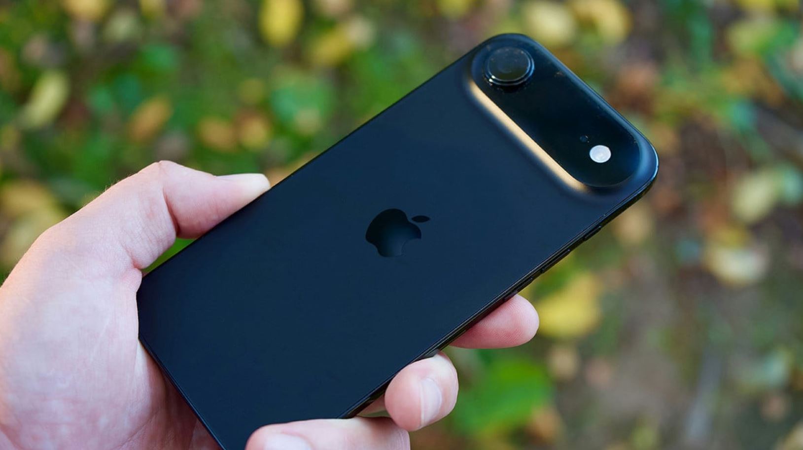 Когда выйдет iPhone Air 2. Новый Air 2 придется подождать немного дольше. Фото.