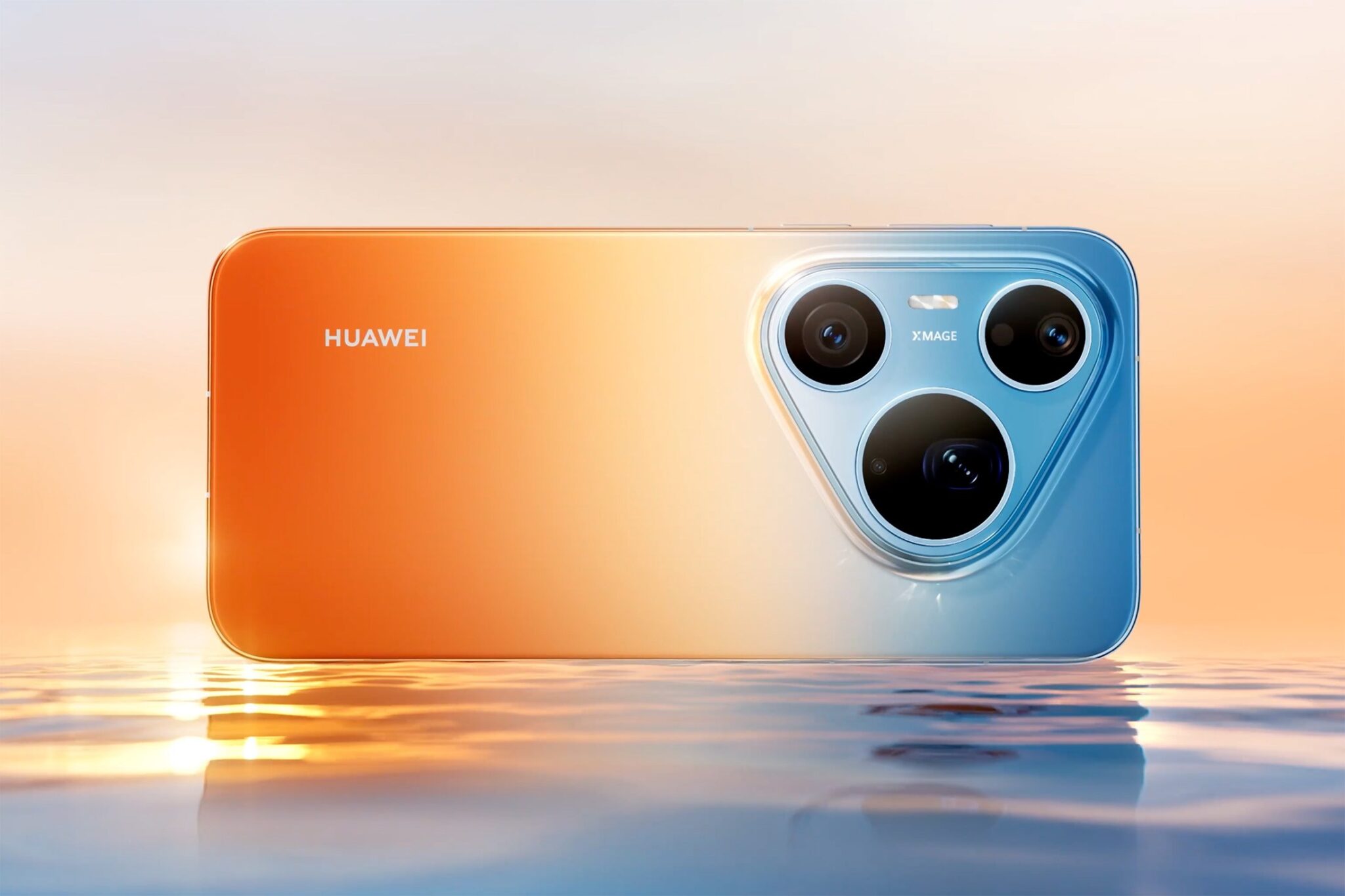 Что в итоге делать владельцам Android. На смартфоны Huawei ограничения Google не распространяются. Фото.