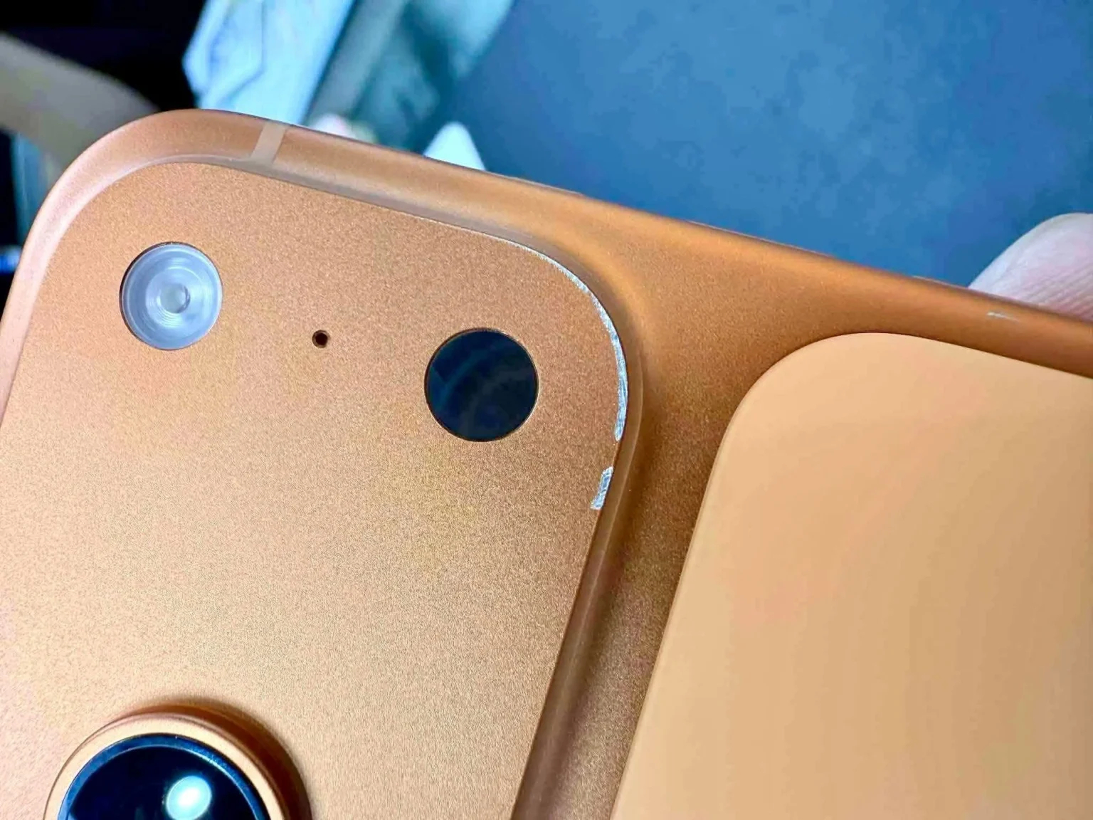 Три оттенка iPhone 17 Pro и почему серебро вне конкуренции. Если не хотите, чтобы было так, то берите серебристый. Фото.