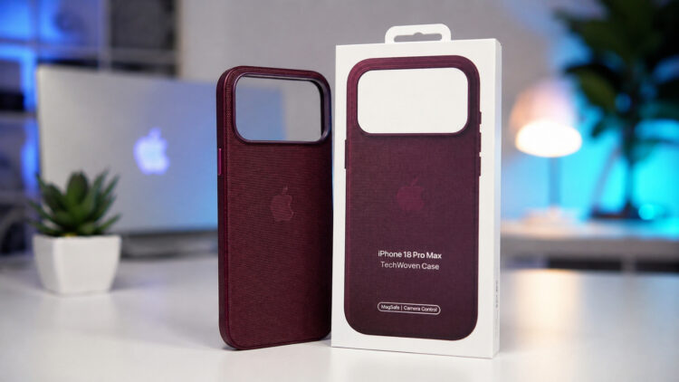 Чехлы для iPhone 18 Pro Max показали на фото до презентации Apple. Фото.