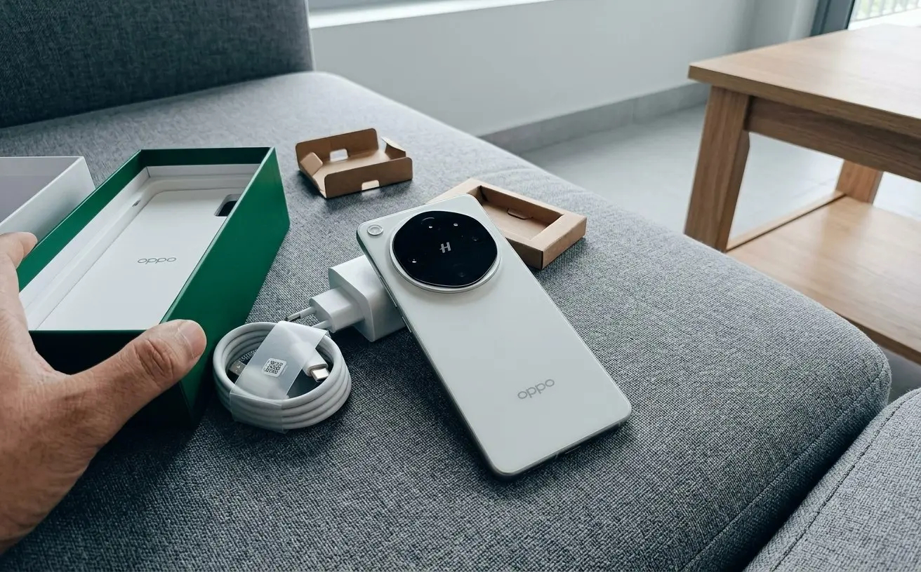Почему брать смартфон стоит прямо сейчас. Oppo Find X9 Ultra отлично подойдет тем, кому нужна шикарная камера. Фото.