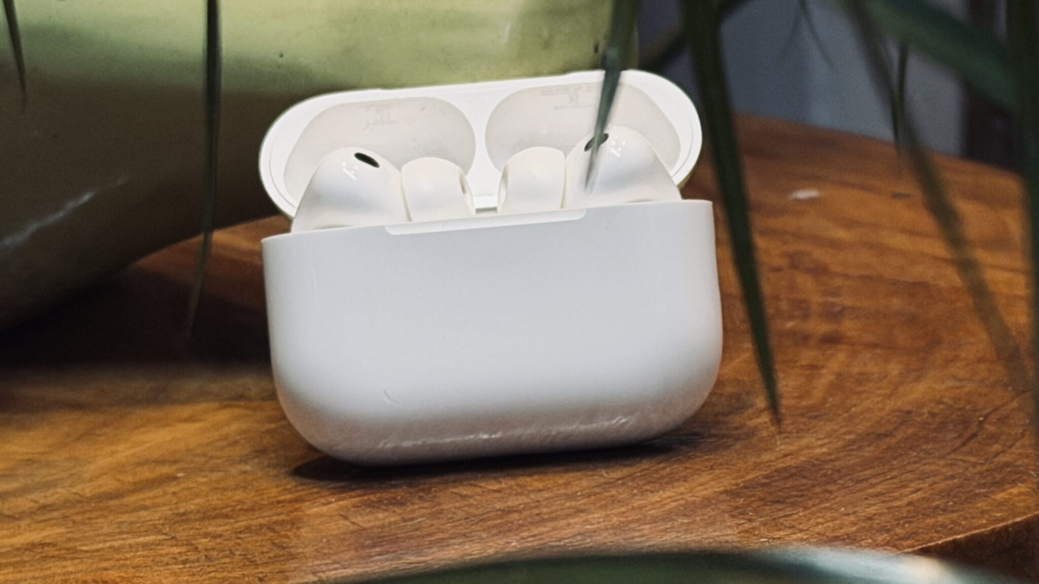 AirPods Pro 3 в кейсе
