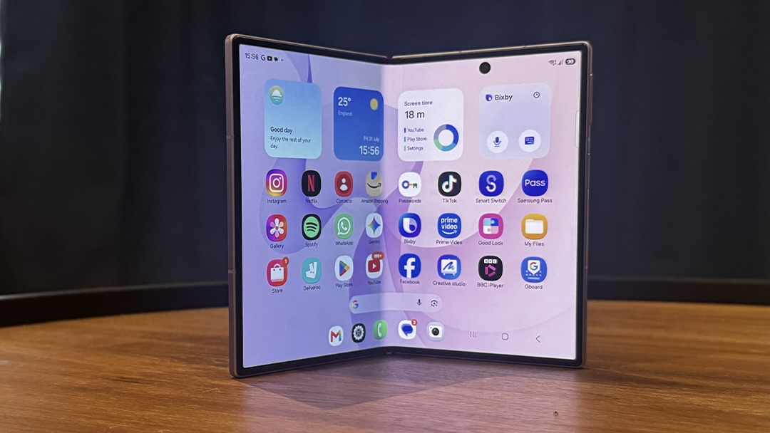 Оболочка OneUI на внутреннем экране Galaxy Fold 8