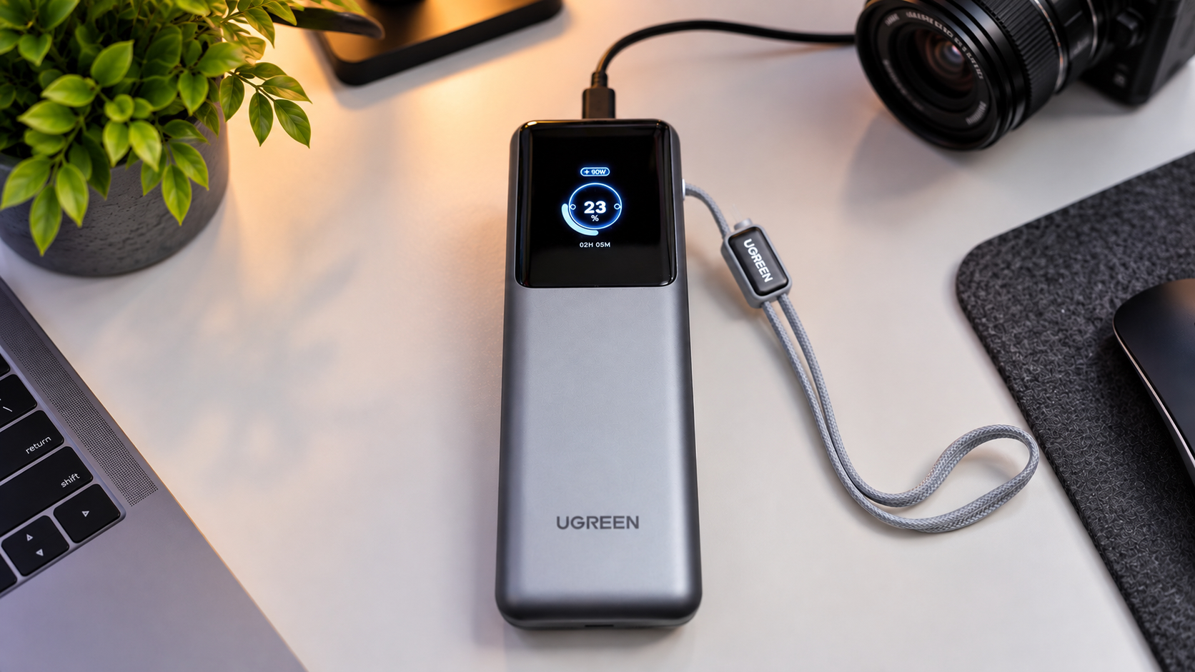 UGREEN Nexode Pro в горизонтальном положении