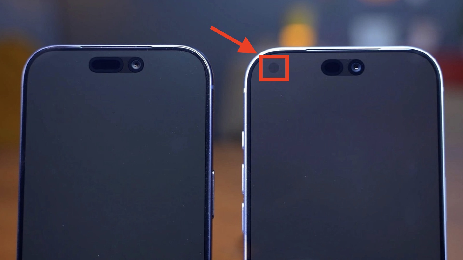 Сравнение расположения датчиков Face ID в iPhone 17 Pro и iPhone 18 Pro