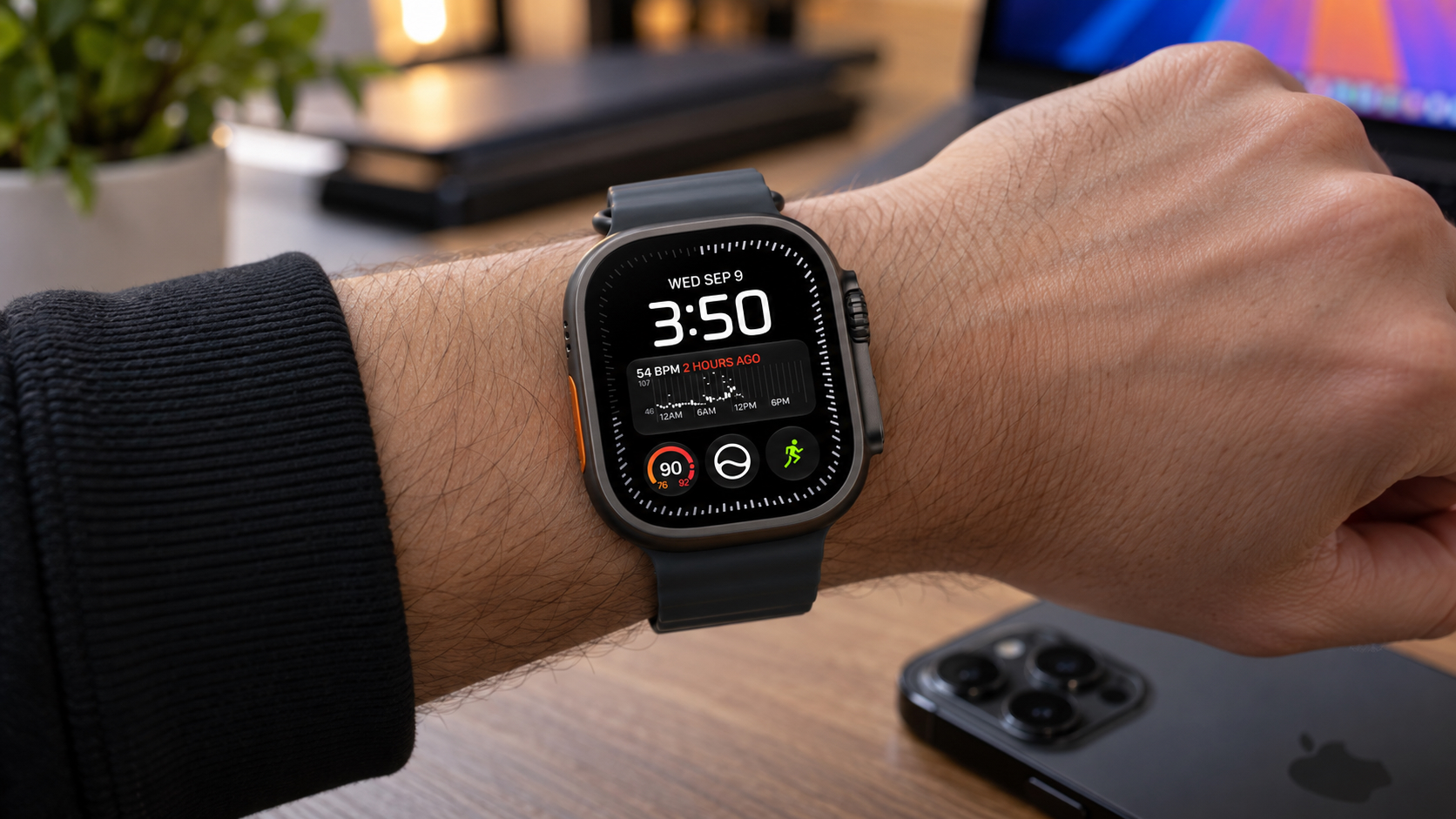Новый циферблат Siri Modular в Apple Watch Ultra