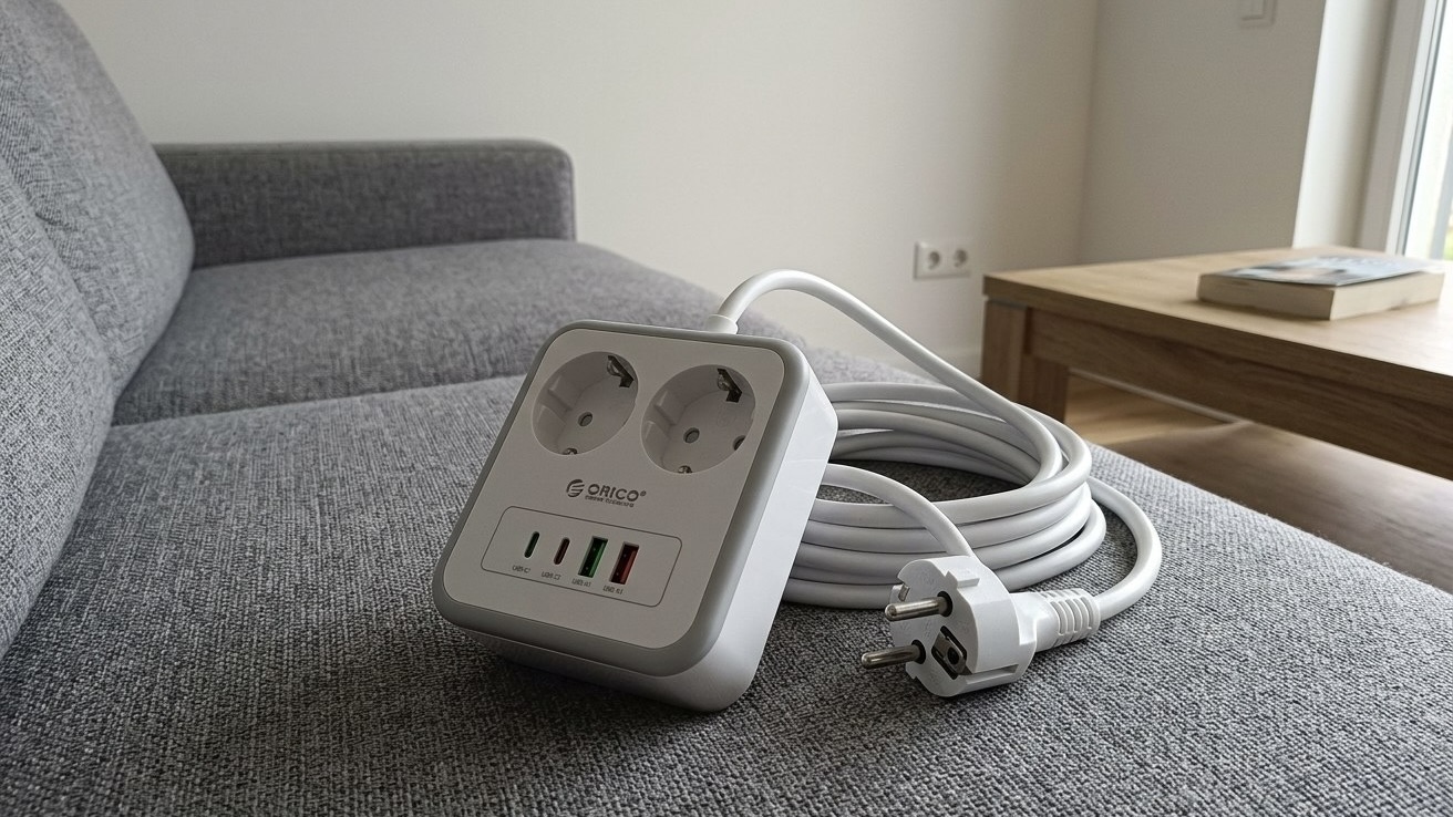 Настольный удлинитель ORICO с двумя розетками и USB-портами