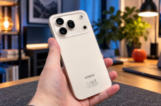 Этот Honor — почти как айфон, но стоит в 2 раза дешевле и работает дольше. Этот Honor — почти как айфон, но стоит в 2 раза дешевле и работает дольше. Фото.