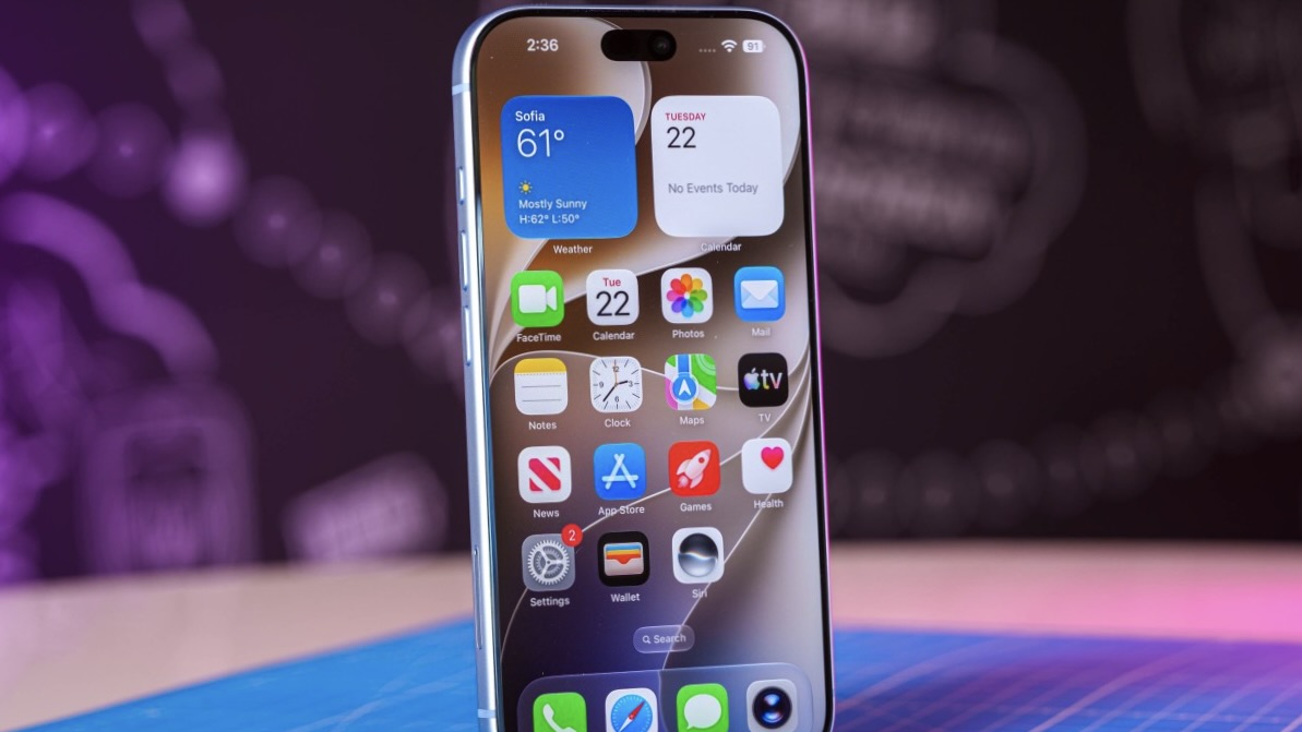 Интерфейс iOS 27 на экране iPhone 18 Pro