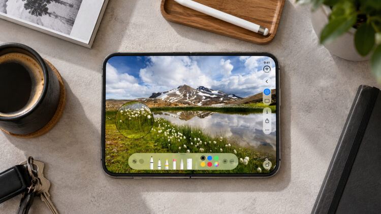 Apple показала, как выглядят ее приложения на iPhone Duo. Это почти iPad. Apple показала, как выглядят ее приложения на iPhone Duo. Это почти iPad. Фото.