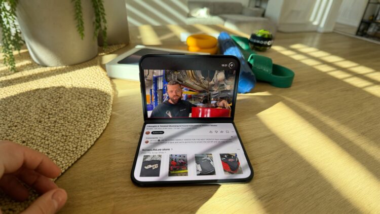 Посмотрел все обзоры iPhone Duo, а потом купил его. И не согласен почти ни с кем. Фото.