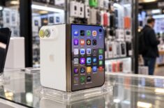 В России рухнули цены на iPhone Duo. Складной айфон сильно подешевел всего за неделю. В России рухнули цены на iPhone Duo. Складной айфон сильно подешевел всего за неделю. Фото.