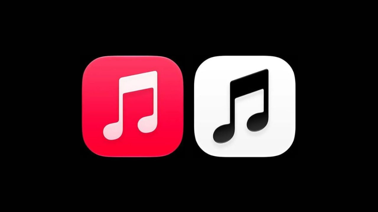 Старая красная иконка Apple Music рядом с новой черно-белой
